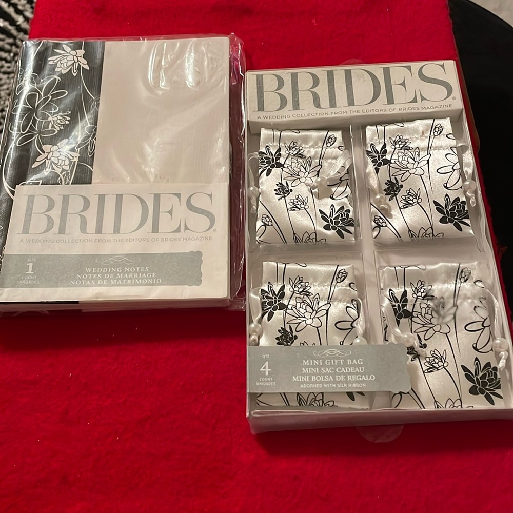 Brides Magazine Wedding Collection-Wedding Notes Planner & 4ct.Mini Gift Bags